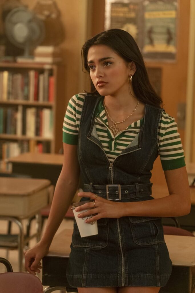 A Big Decision - Pretty Little Liars: Summer School Season 1 Episode 7