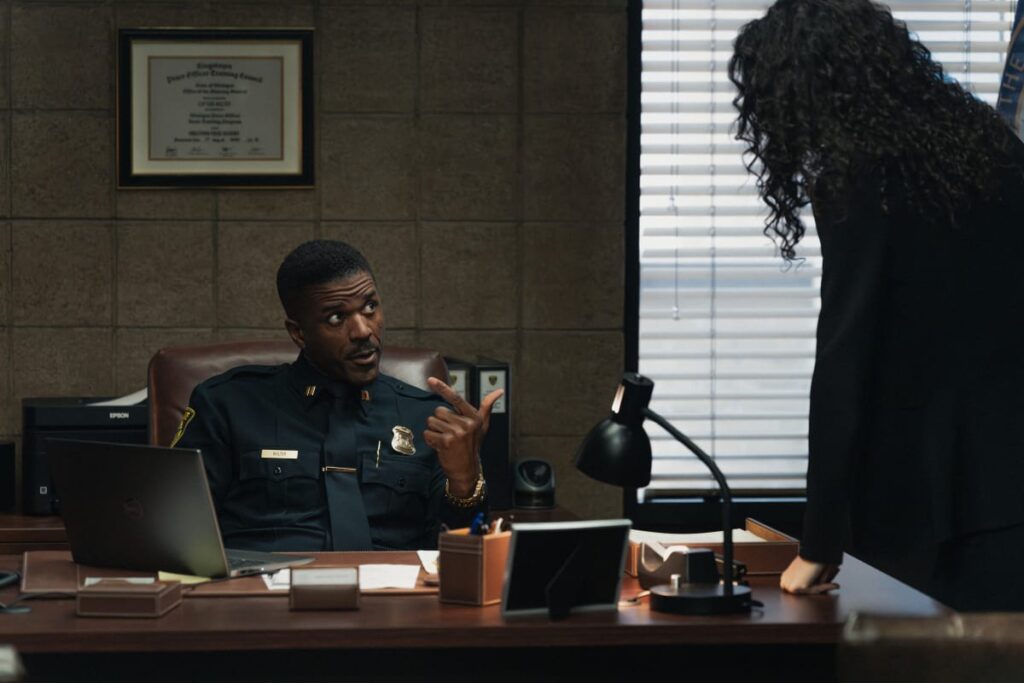 Evelyn requests justice - MOK S03E03 - Barbarians at the door - Mayor of Kingstown