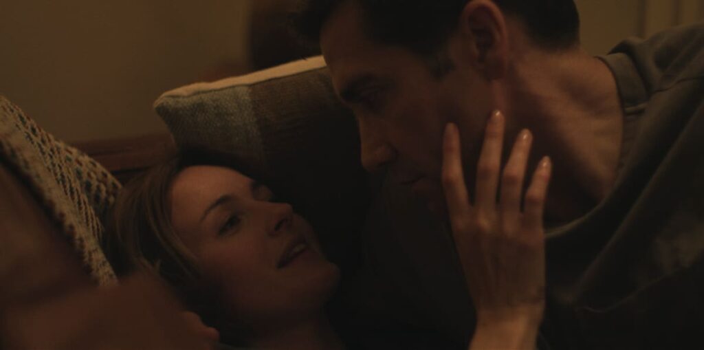 Renate Reinsve and Jake Gyllenhaal in 