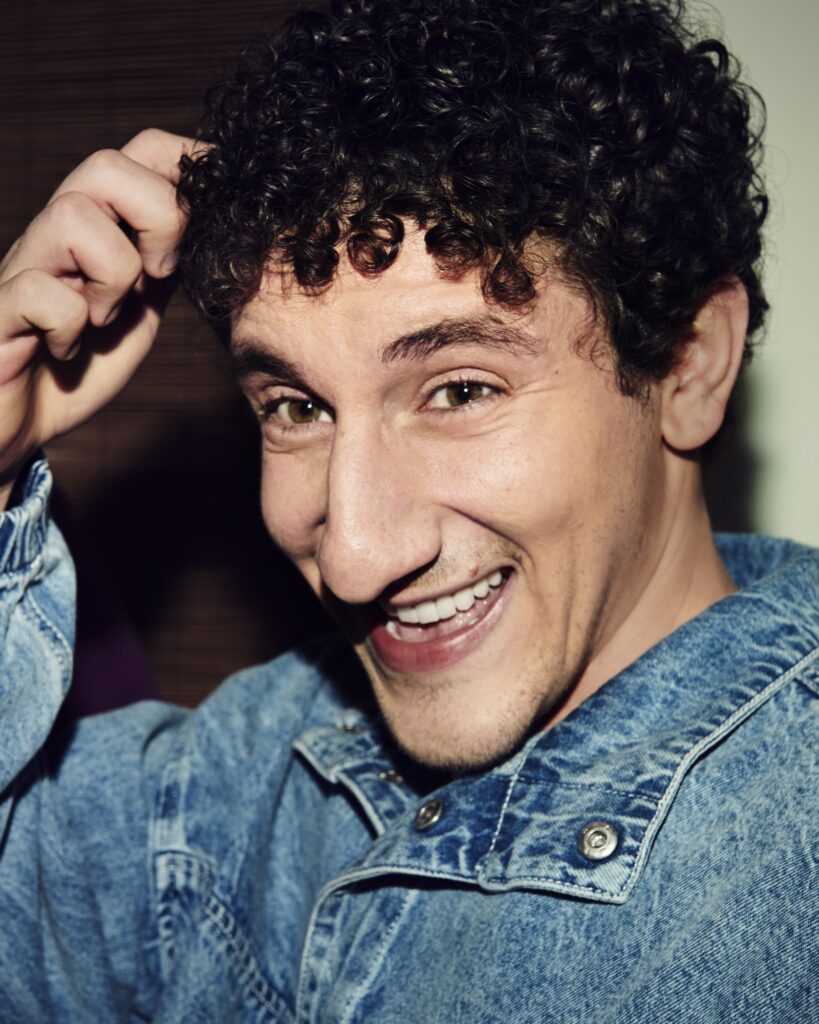 Malik Elassal as samir