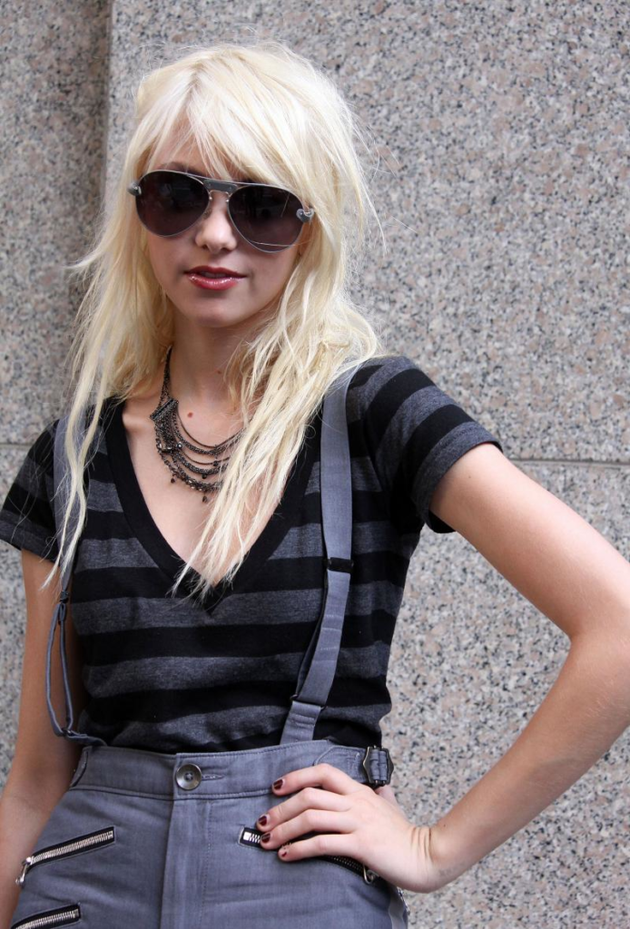 Taylor Goes Punk