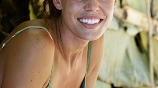 Amanda Smiles