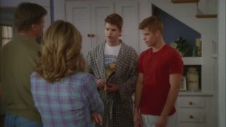 Desperate Housewives First Looks: Homecoming, Going...