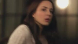 Pretty Little Liars Clips: What Does Jenna Want?