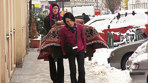 Kent and Vyxsin Carry a Couch