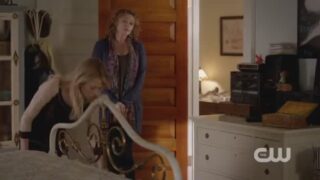 Britt Robertson Speaks on Secret Circle Character