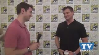 Kevin Williamson to TV Fanatic: Solving the Black Hole of Storytelling...
