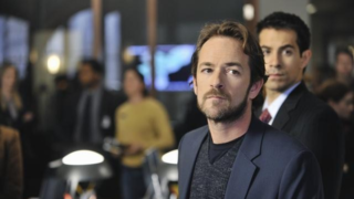 Luke Perry on Body of Proof