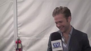 The Vampire Diaries Cast Interviews: Red Carpet Scoop!