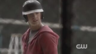 The Vampire Diaries Preview: Julie Plec on 