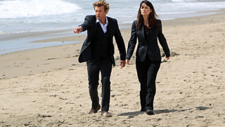 Jane & Lisbon Investigate a Surfer's Death
