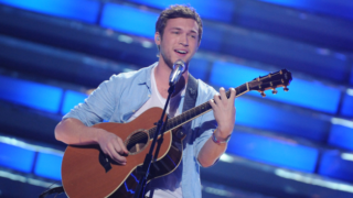 Phillip Phillips on American Idol Finale