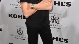 Edward Westwick Photo