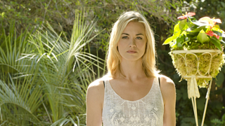 Yvonne Strahovski as Hannah