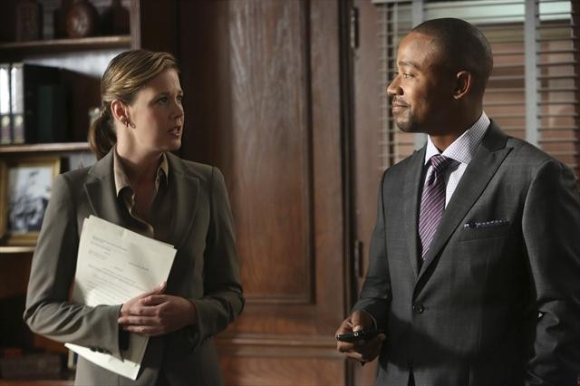 Scandal Season 2 Premiere Pic