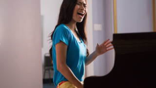Jessica Sanchez Glee Debut