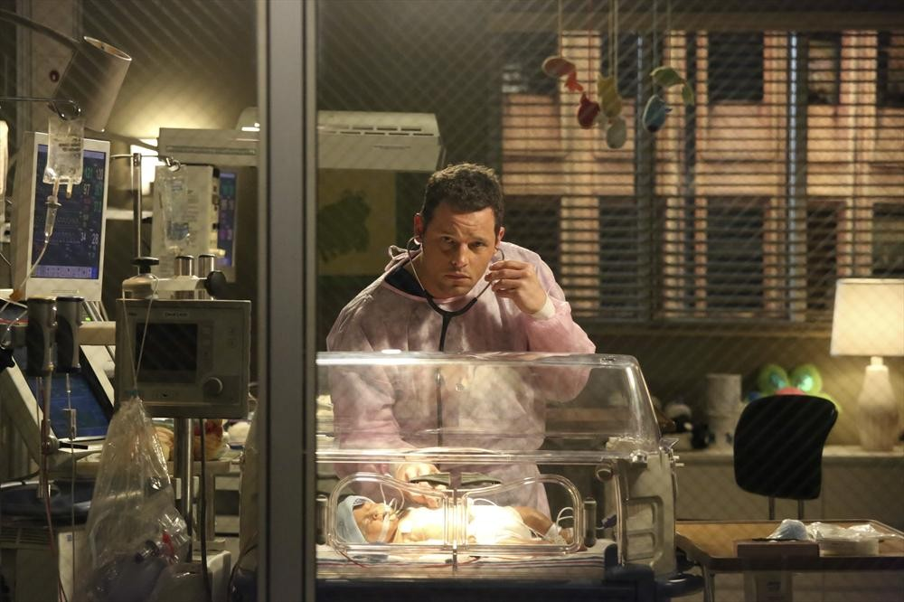 Karev in NICU