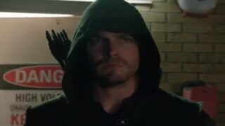 Arrow Round Table: 