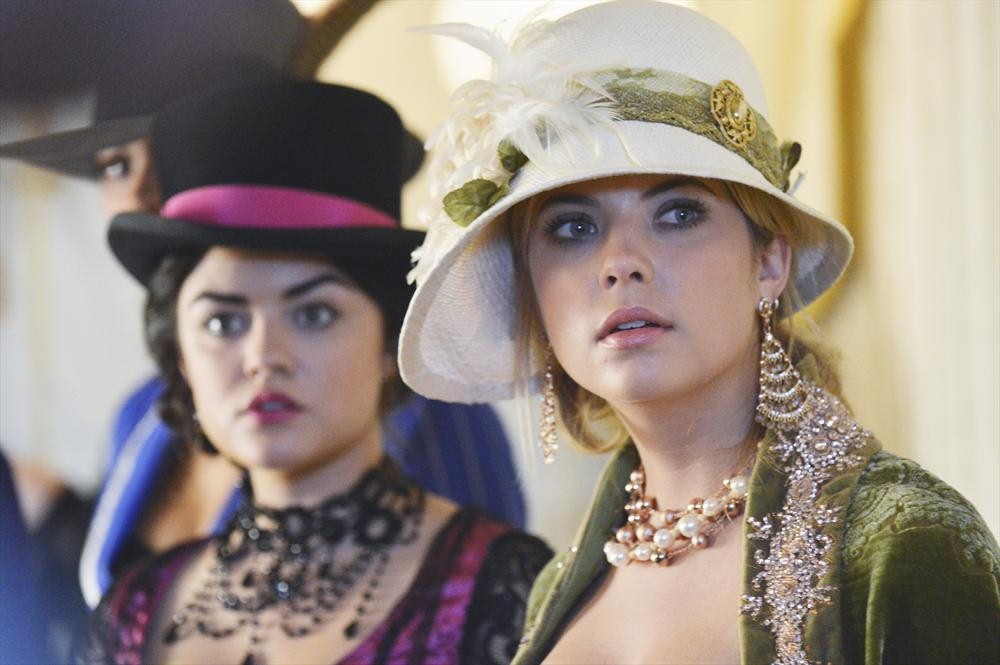 Aria and Hanna on Halloween