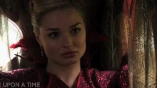 Once Upon a Time in Wonderland Exclusive Clip: Alice & Red Queen Road Trip?