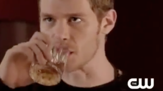 The Originals Sneak Peeks: Typing and Taunting
