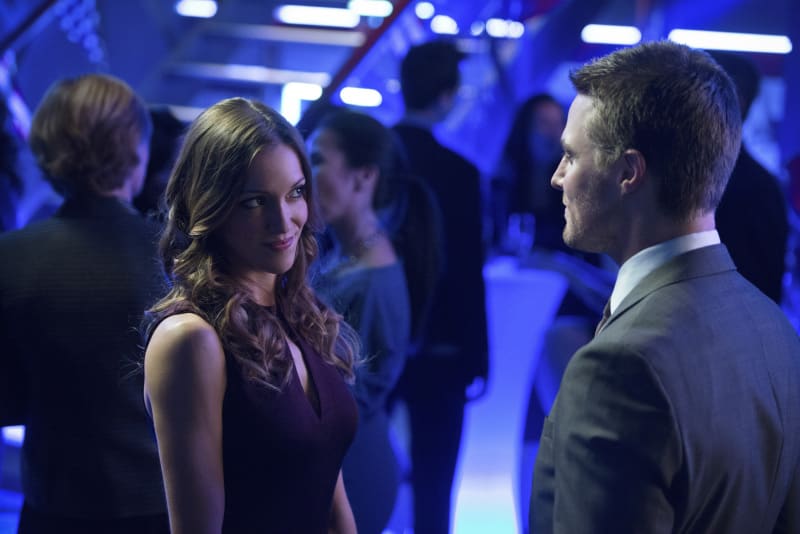 Laurel Turns to Oliver
