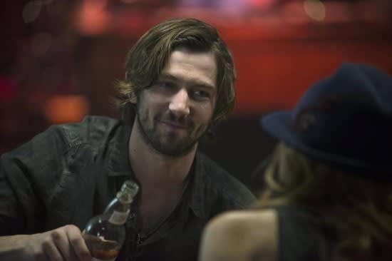 Michiel Huisman on Nashville
