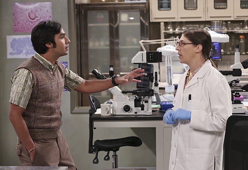 Raj and Amy at the Lab