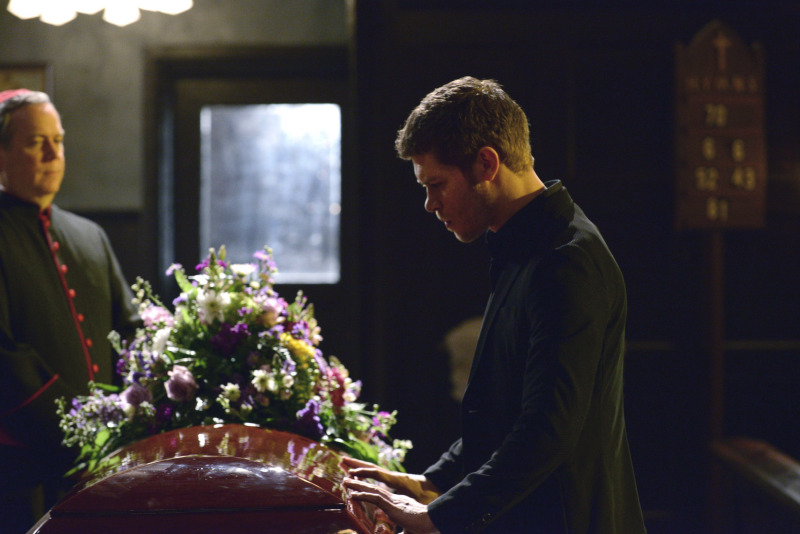 Klaus in Mourning