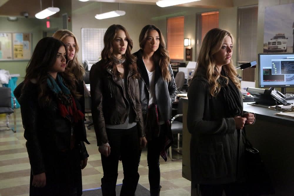 The Liars at the Precinct