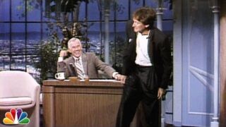 Jimmy Fallon Pays Emotional Tribute to Robin Williams