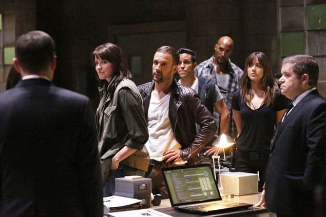 Coulson Makes An Entrance - Agents of S.H.I.E.L.D. Season 2 Episode 1