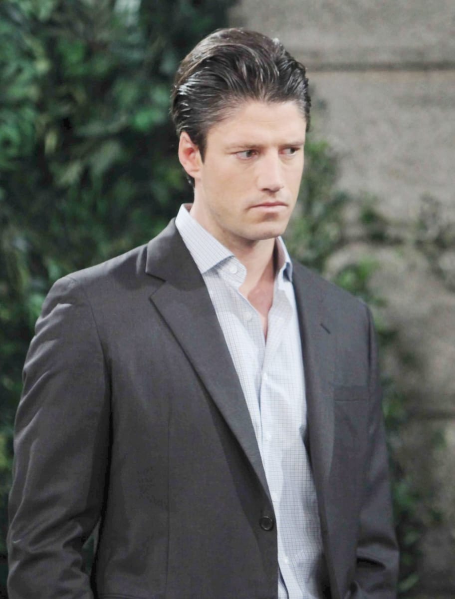 Family Comes to Visit - Days of Our Lives
