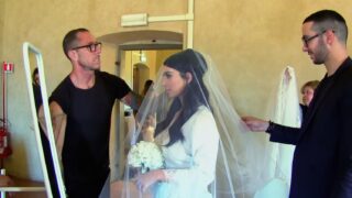 Kim and Her Veil - Keeping Up with the Kardashians Season 9 Episode 20