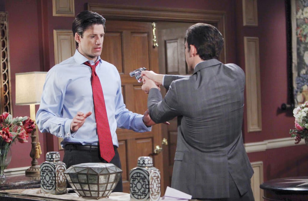 Not a Happy Reunion - Days of Our Lives