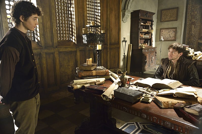 The Deputy at Work - Reign Season 2 Episode 3