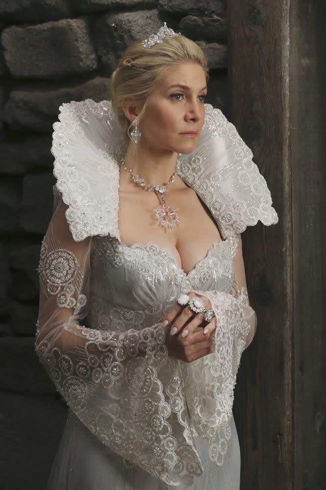 The Snow Queen's Secret - Once Upon a Time Season 4 Episode 6