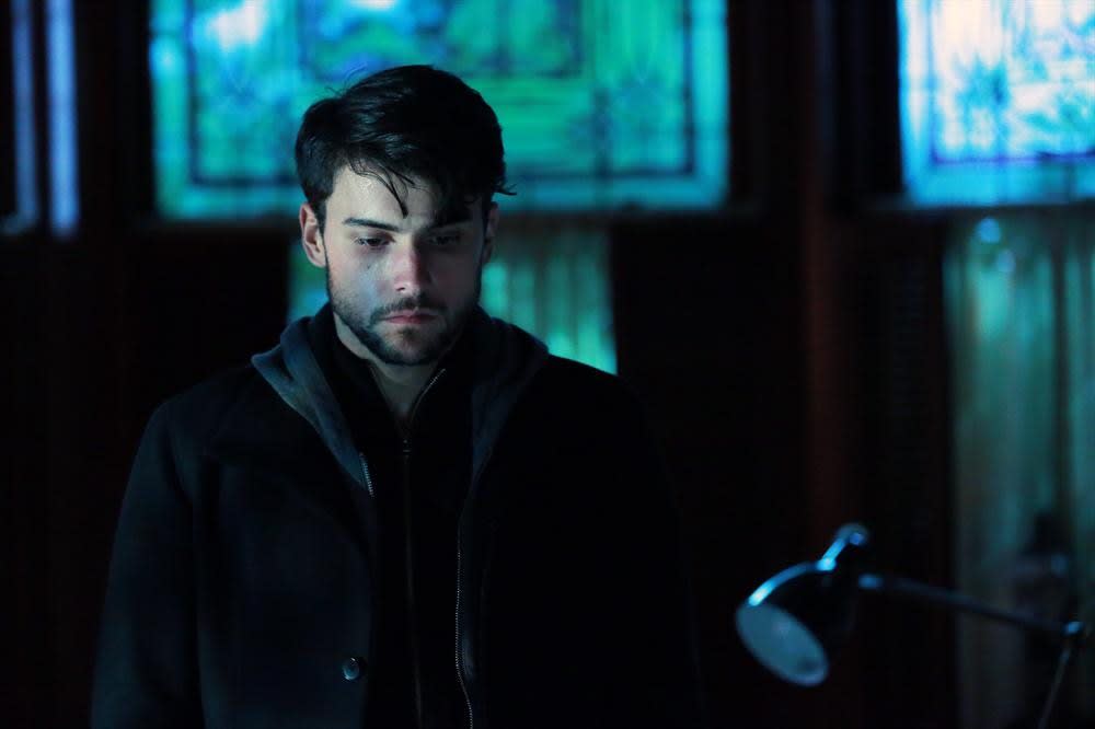 Connor On Shaky Ground - How to Get Away with Murder Season 1 Episode 9