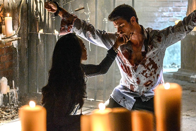 Held by Esther - The Originals Season 2 Episode 6
