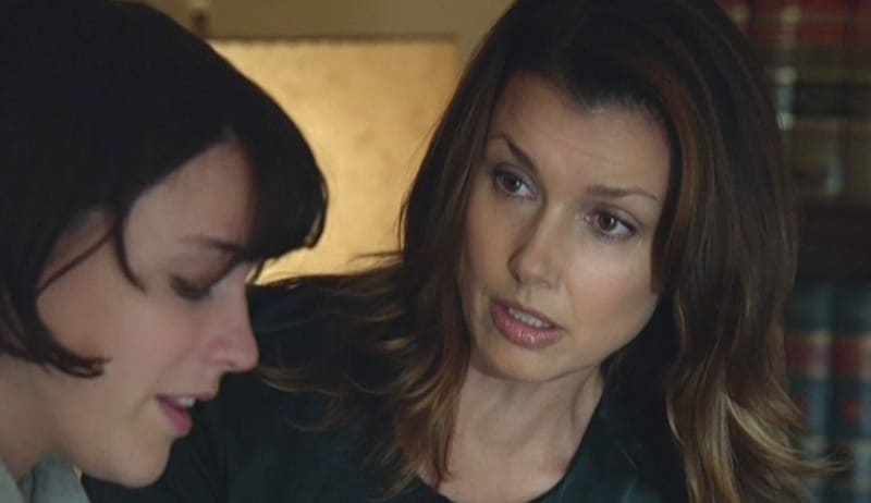 Helping a Friend - Blue Bloods