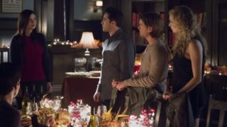 It's Friendsgiving! - The Vampire Diaries