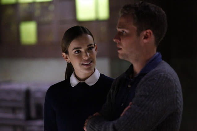Fitz and His Imaginary Friend - Agents of S.H.I.E.L.D. Season 2 Episode 5