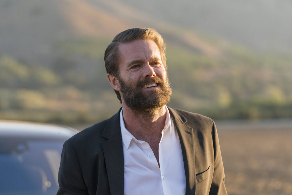 Garret Dilahunt plays Raylan's new adversary, Ty Walker - Justified Season 6 Episode 1