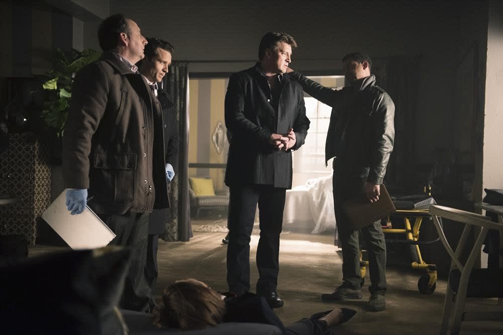 In or Out - Castle Season 7 Episode 11