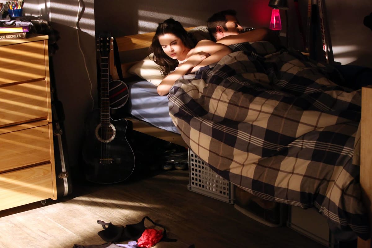 Bay Trying To Make Sense Of Things - Switched at Birth Season 4 Episode 5