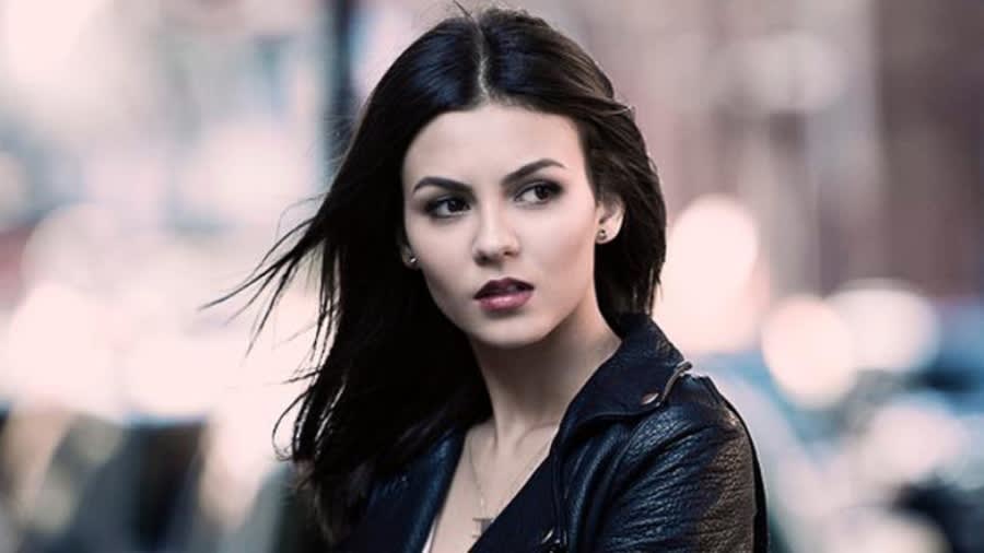 Lindy on Eye Candy