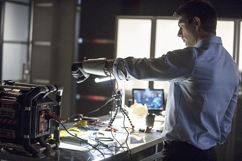 Lookin' Good - Arrow Season 3 Episode 10
