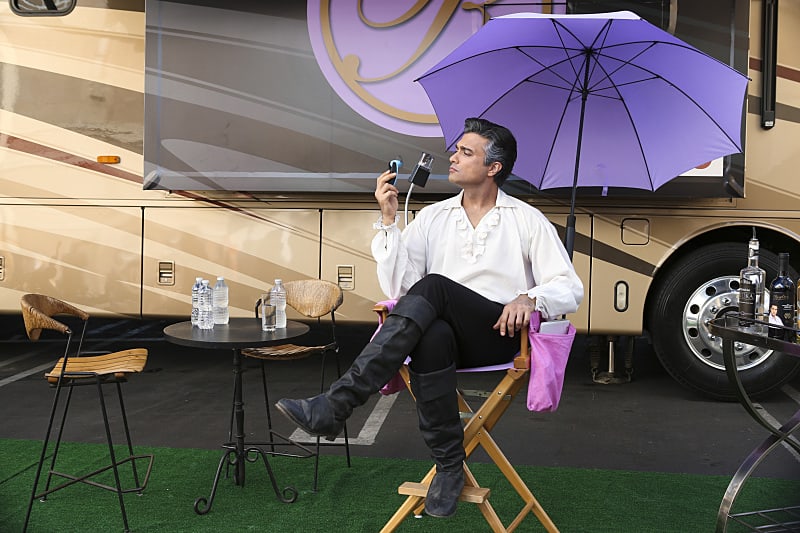 Rogelio Hard at Work - Jane the Virgin Season 1 Episode 11