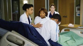 Caring for a Patient - Grey's Anatomy