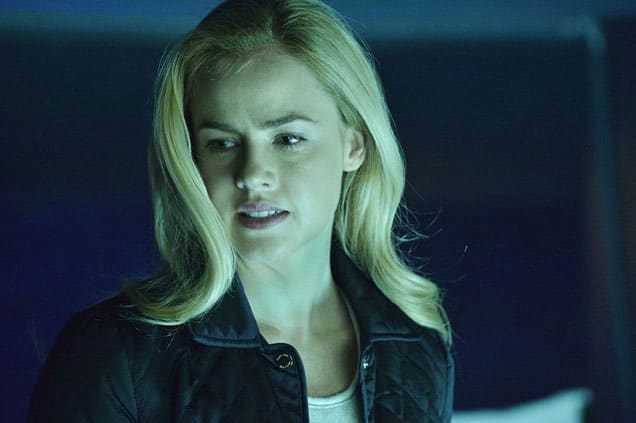 Cassie Meets Jennifer - 12 Monkeys Season 1 Episode 5